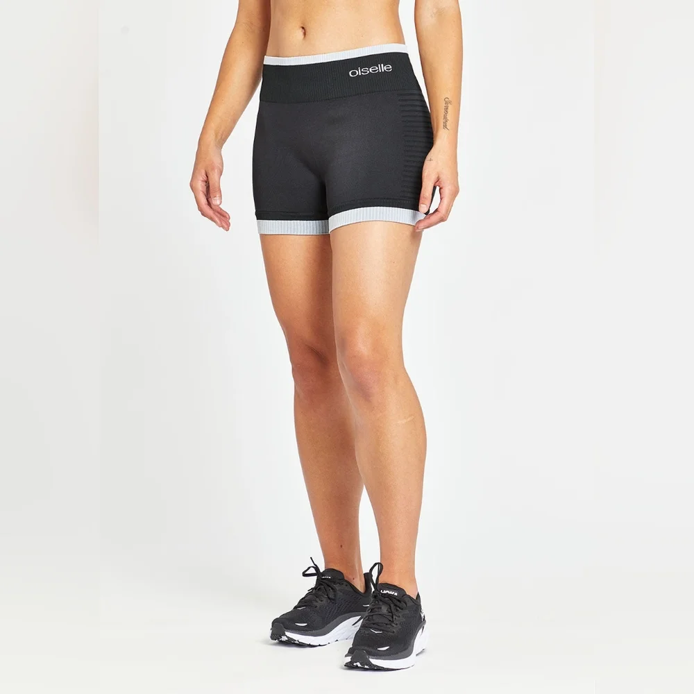 Oiselle Womens Seamless Racer‎ Long Athletic Shorts Pickelball Outdoor sz L NWT